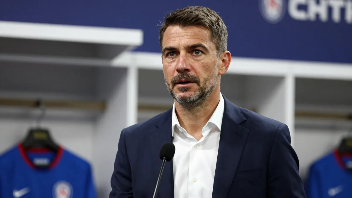 Reading FC's summer recruitment: Leam Richardson outlines squad depth needs