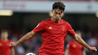 Reading roar to 4-0 win as Brown nets brace in pre‑season