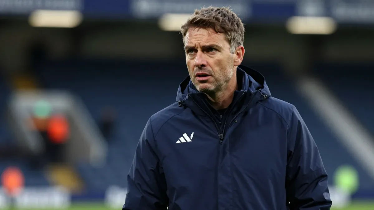 Reading FC manager Leam Richardson explains his side's defensive concerns despite a 5-0 League One win against Mansfield...